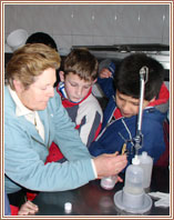 Ume talde bati erakusten nola egiten den gazta